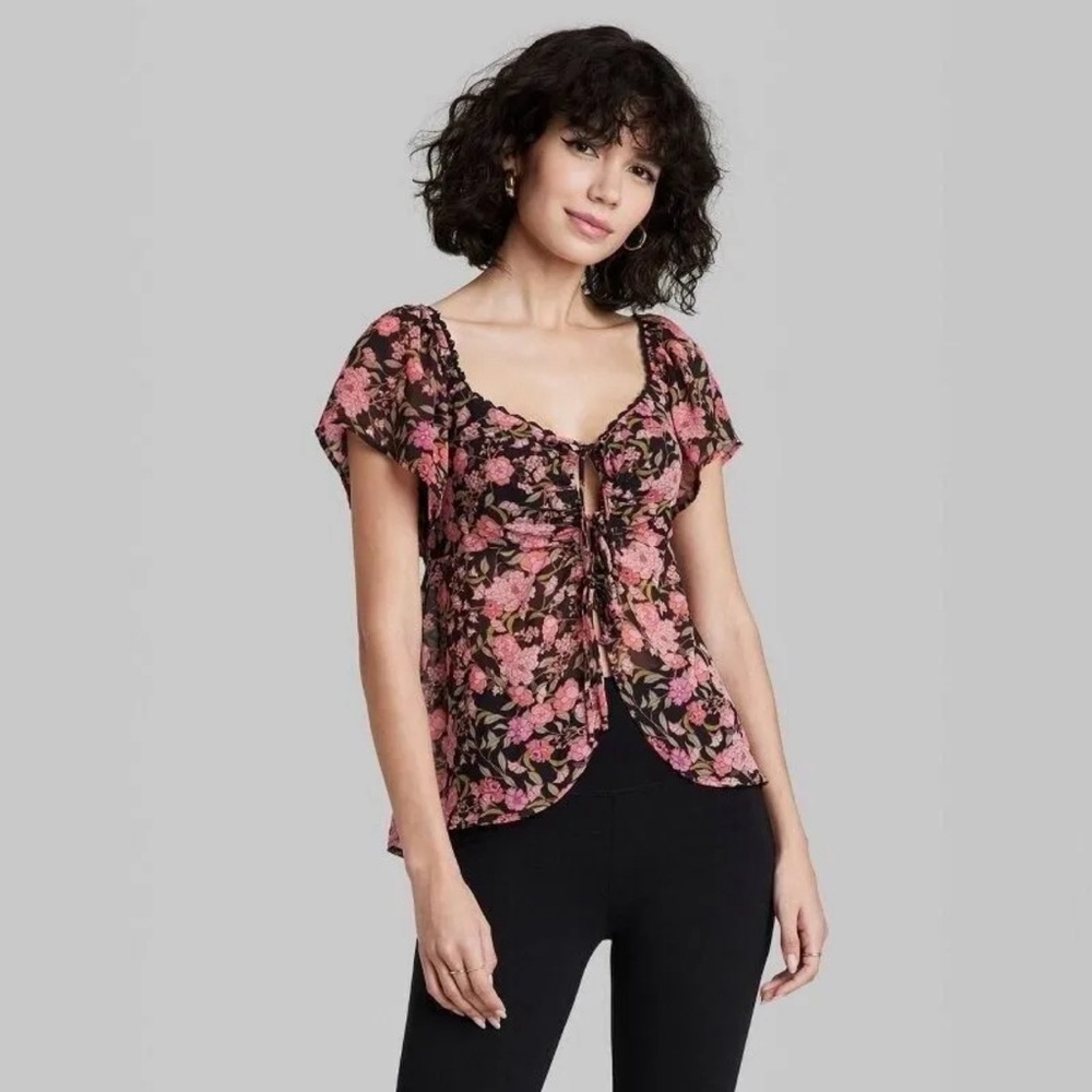 Women’s Wild Fable Flutter Sleeve Pink Black Floral Flyaway Tie Front Top Medium